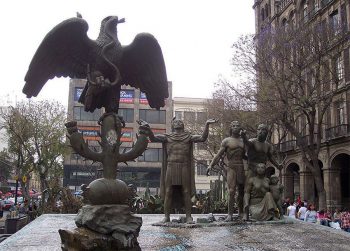 Messico MexicanSculptureRememberingTheSignForTenochtitlanFoundation