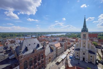 Polonia: Vento dell’Est 5 Bydgoszcz Torun-panorama-sulla-città-dalla-torre-del-municipio-della-Città-Vecchia---chiesa-dello-Spirito-Santo