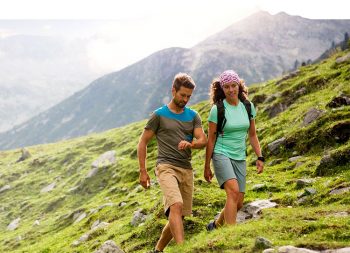 TomTom-Adventurer trekking-in-montagna