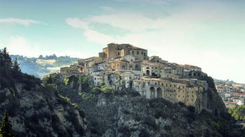 Borghi da vivere. La bellezza dei tesori nascosti 2 Borghi da vivere Oriolo