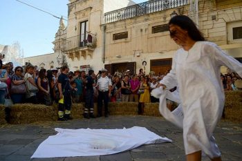 Sacro e profano Salento-danza-taranta