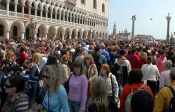 Turismo Turisti-a-Venezia