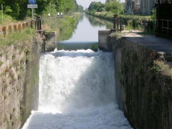 Pavia Chiusa-Naviglio-Pavese