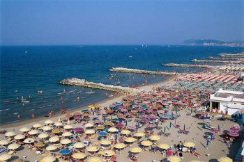 Povero Turismo Spiagge-di-Rimini