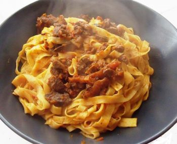 Cultura del mangiare Tagliatelle-al-ragù