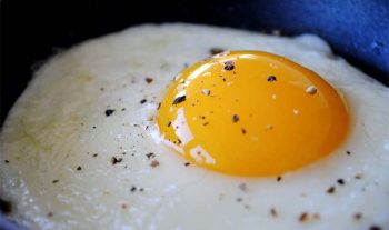 Cultura del mangiare uovo-al-tegamino