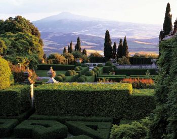 Durazzo Pallavicini villa-La-Foce-garden-and-mountain