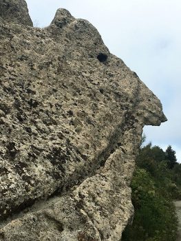 Ischia figure scolpite nella roccia dall'acqua e-dai-venti