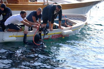 Aenaria sommozzatori-riemergono-dopo-un--ritrovamento G-Lauro-e-Luigi-Monaco