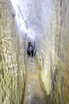 Forest Therapy Bad-Bleiberg-interno-galleria-illuminata