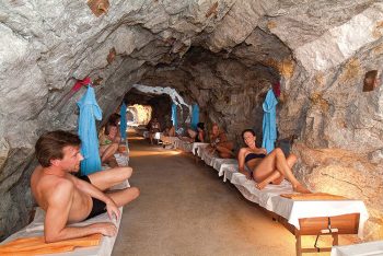 Forest therapy in formato slow e acqua termale 6 Forest Therapy gallerie-gasteiner-heilstollen