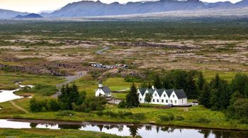 Thingvellir-con-la-chiesa