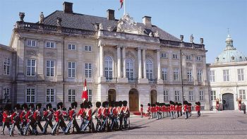 Danimarca Copenaghen-cambio-guardia-palazzo-reale