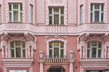 Praga quartiere-ebraico-Atlanti-stile-cubista
